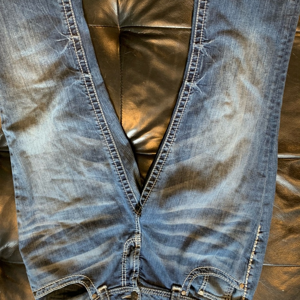 Bke jean